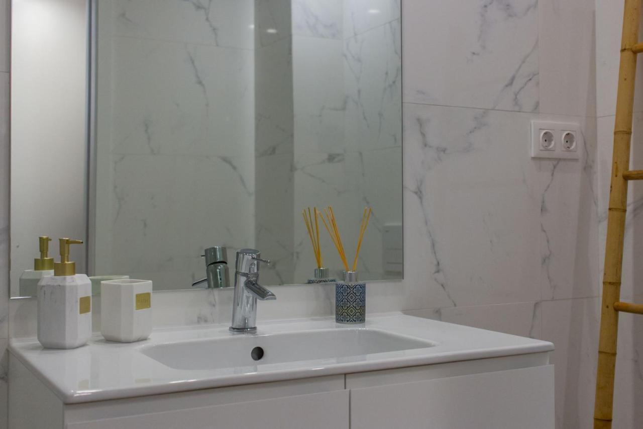 Stunning Apartment W/ Free Parking By Lovelystay ปอร์โต ภายนอก รูปภาพ