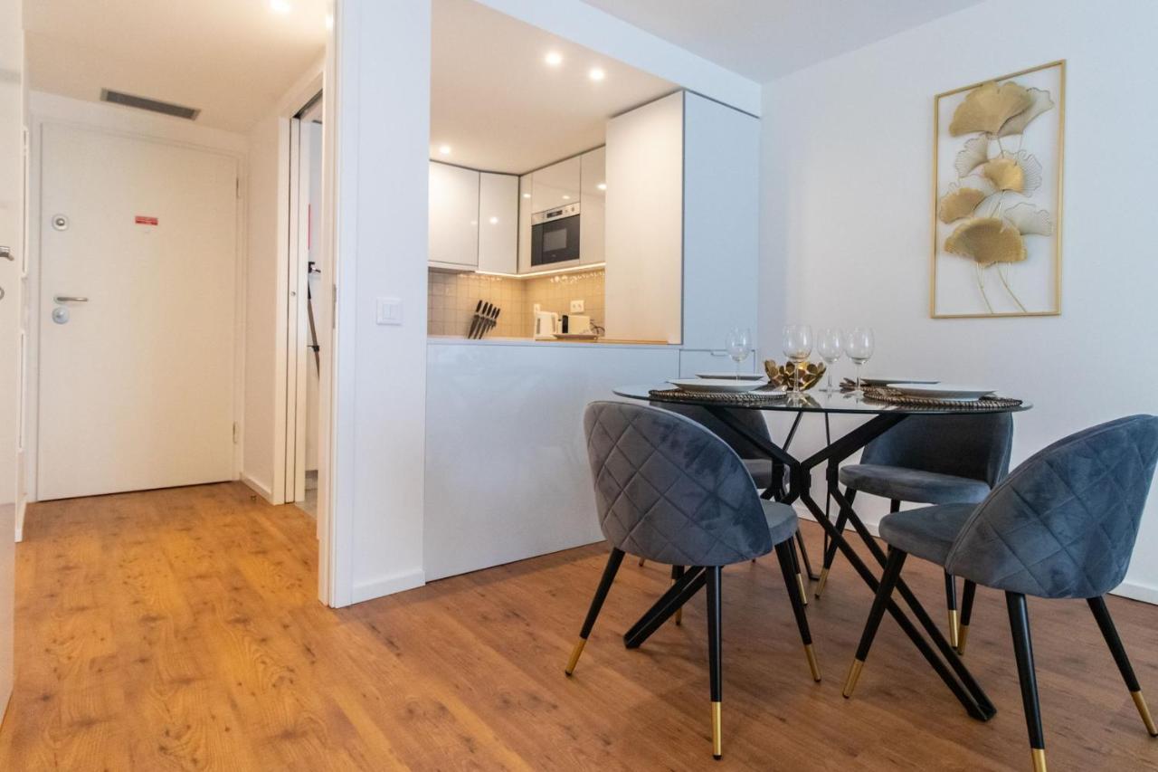 Stunning Apartment W/ Free Parking By Lovelystay ปอร์โต ภายนอก รูปภาพ